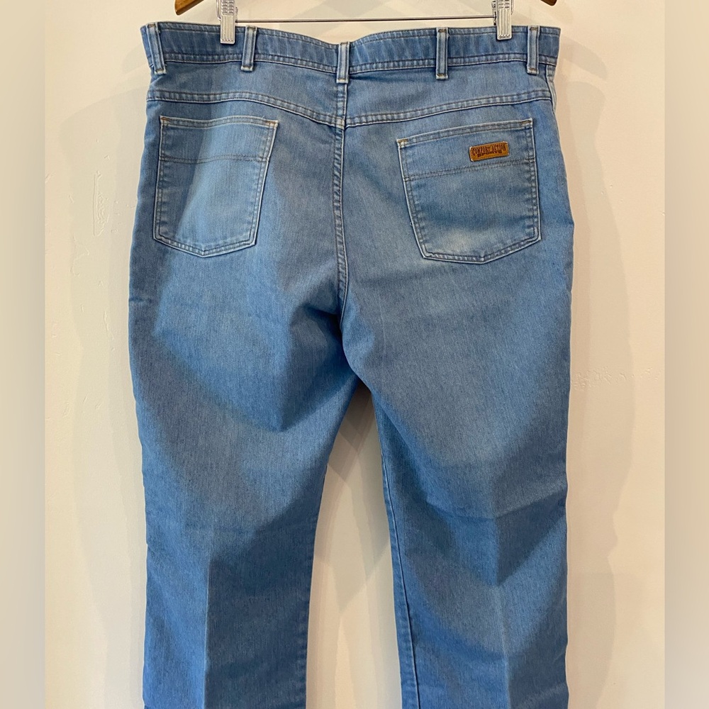 Vintage Comfort Action Sports - Men's Blue Jeans View 2